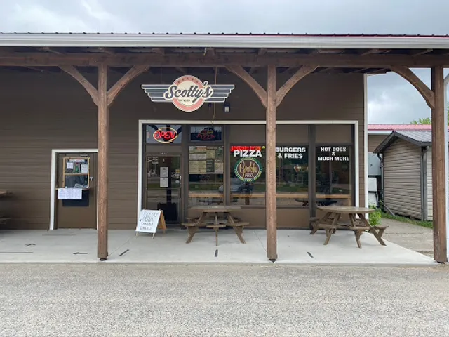 Scotty's Drive-In Gondola Pizza