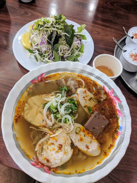 Dong Hoa Sydney (John St)