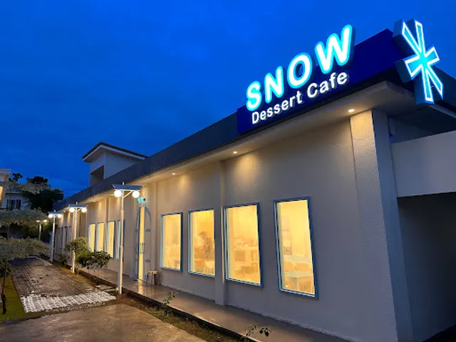 THE SNOW Dessert Cafe - Panglao
