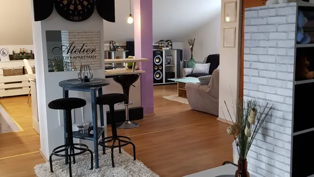 Apartman Atelier penthouse family studio