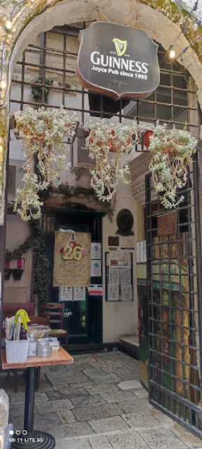 Joyce { Irish Pub / Trattoria Tipica Salentina }