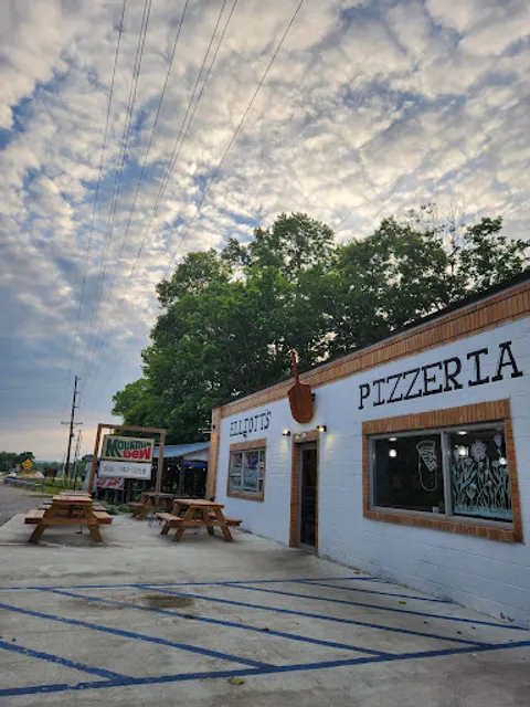 Elliott's Pizzeria