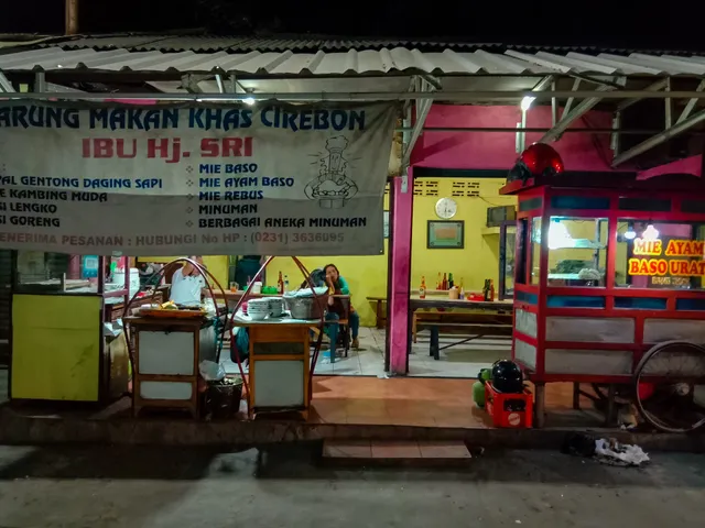 Empal Gentong Ibu Hj. Sri Asih