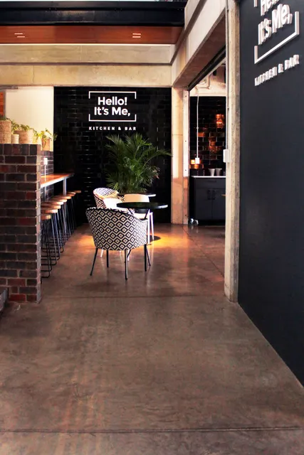 Hello It’s Me | Kitchen & Bar