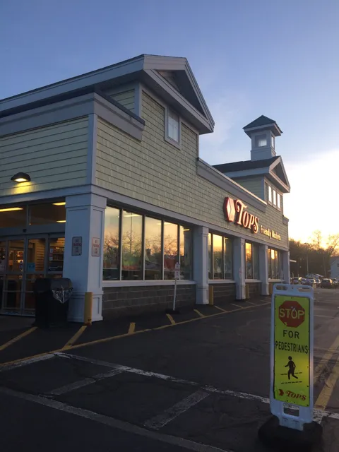 Tops Friendly Market