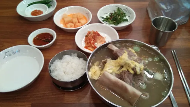 고집센 그집갈비탕 부산온천장점