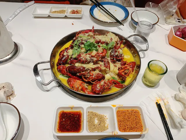 Toupai Hegang Xiaochuan