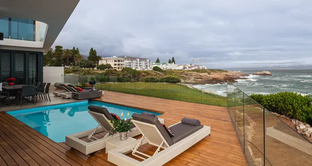 Boutique Ocean Views