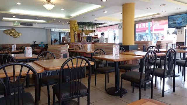 Stars & Cream Altamira