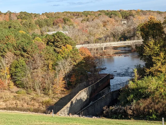Falls Lake Dam