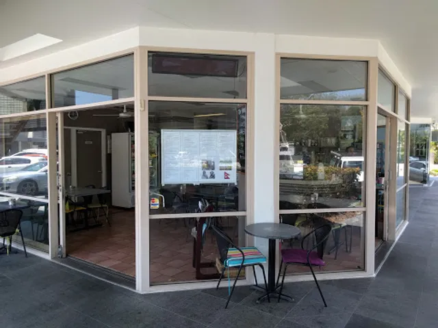 Quamby Cafe Powered by The Noosa Nosherie