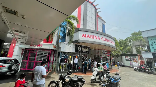 Marina Mall