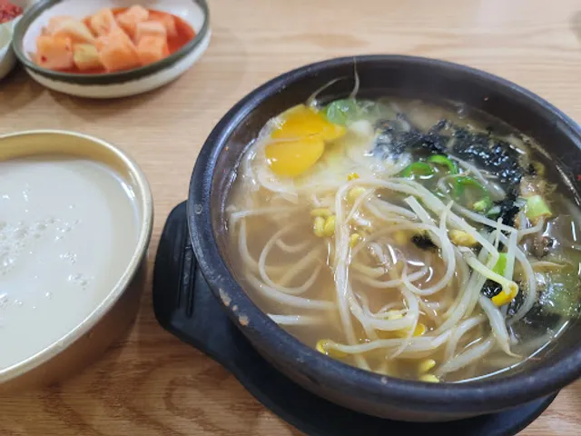 24시전주명가콩나물국밥