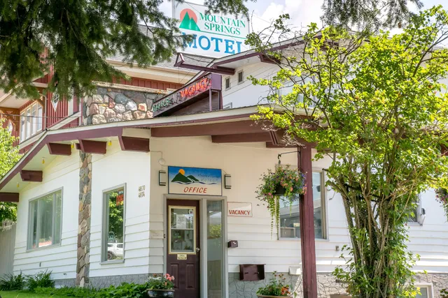 Mountain Springs Motel