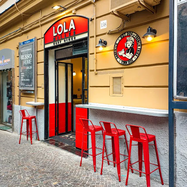 Lola Miller - Easy Diner