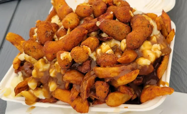 3's Company Chip Wagon - Kemptville