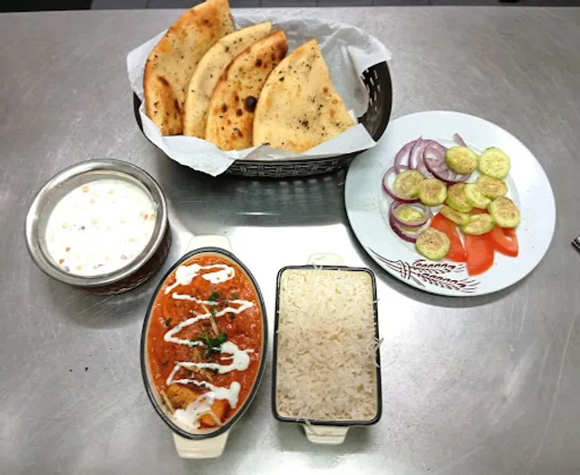 TANDOORI FLAMES INDIAN RESTAURANTE ILHAVO