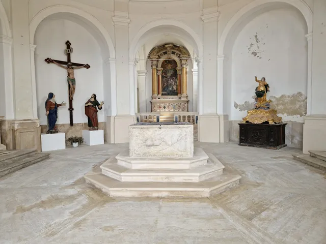 Krstilnica sv.Janeza Krstnika