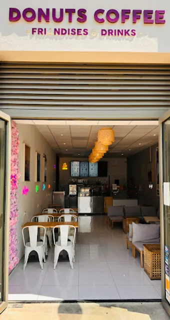 DONUTS COFFEE® Burger & Shake