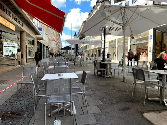 Maelu confectionery & café