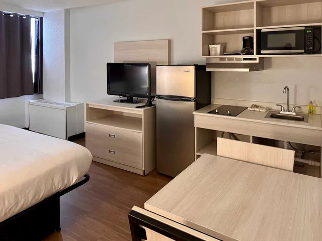 Suburban Studios East Syracuse Carrier Circle