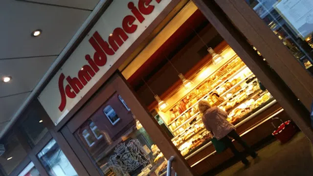Bäckerei & Konditorei Schmidtmeier - mit Café