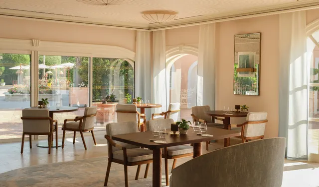 Restaurant Amarines by Mauro Colagreco