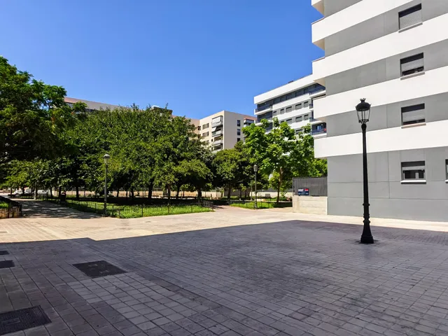 Plaça Sant Pere Poveda