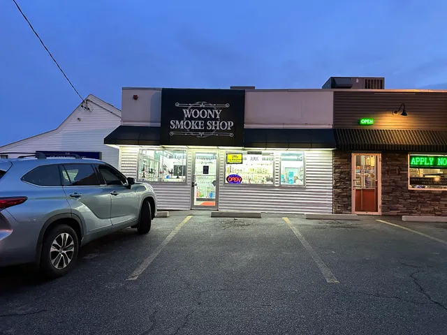 Woony Smoke Shop LLC
