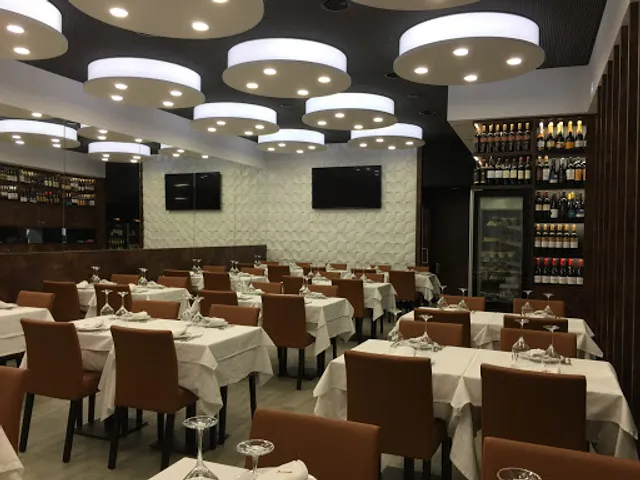 SR Restaurante Garrafeira