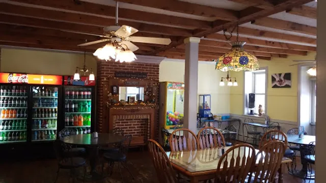 Jim & Nena's Pizzeria