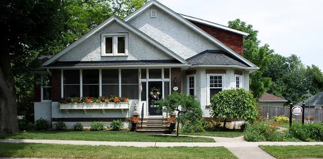 Talwood Manor Bed and Breakfast