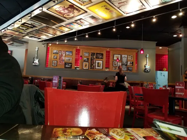 Red Robin Gourmet Burgers and Brews