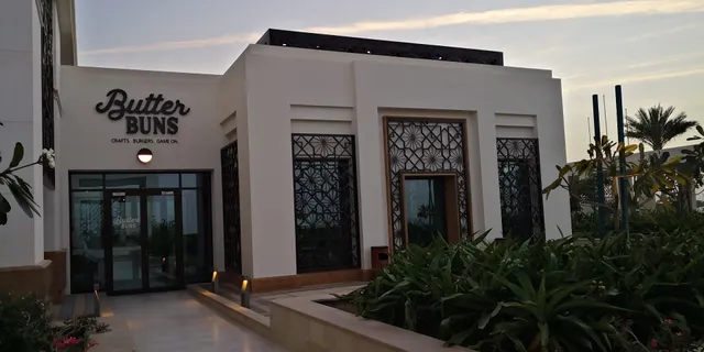 Butter Buns Sports Bar