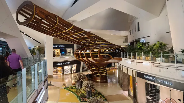 Aria / The Crystals Station - Aria Express Tram