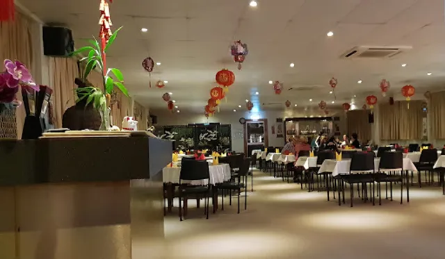 Gumloon Chinese Restaurant