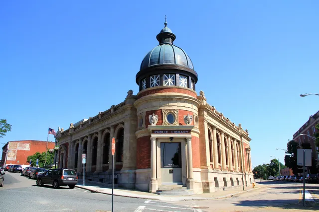 Pawtucket Public Library