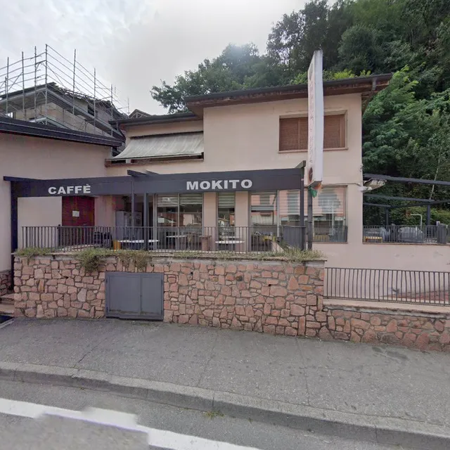 Ploom Store BAR Art Caffé