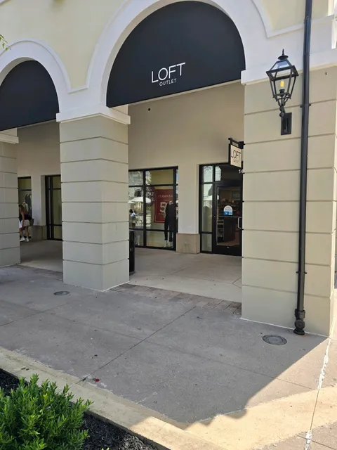 LOFT Outlet
