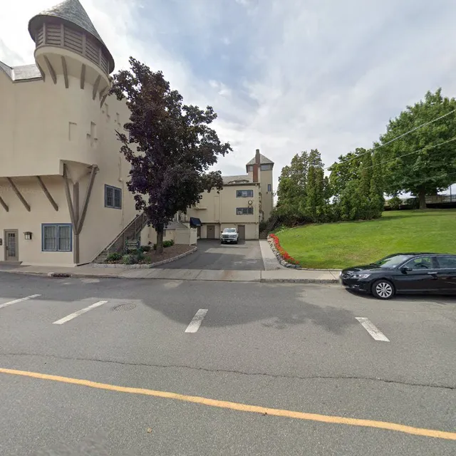 LMCC Tiki Bar (Seasonal)