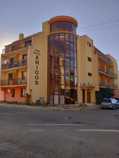 Hotel "Amigos"