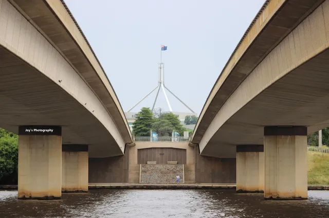 Historic Waterloo Bridge Memorial