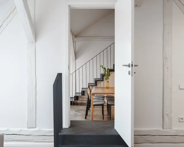 limehome Prague Halkova