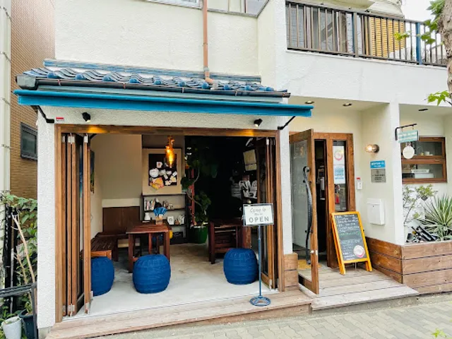 凪 NAGI REAL HOME LIVING CAFE