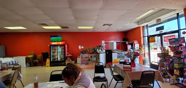 Mini Taqueria & Pupuseria