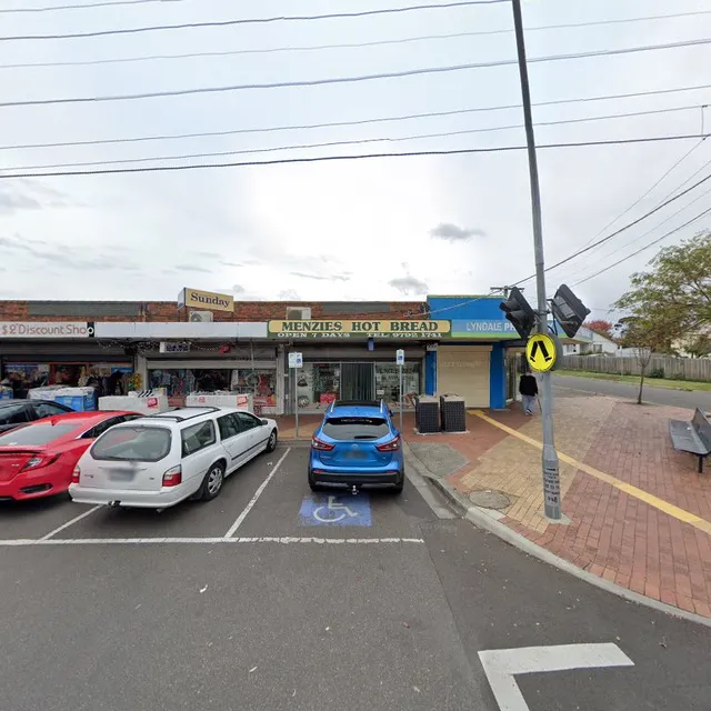Menzies Hot Bread