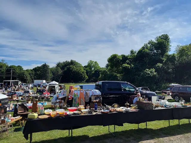 Todd Farm Flea Market