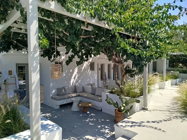 Perivoli Rooms & Apartments