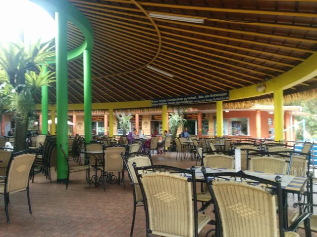 Ken Arok Food Center