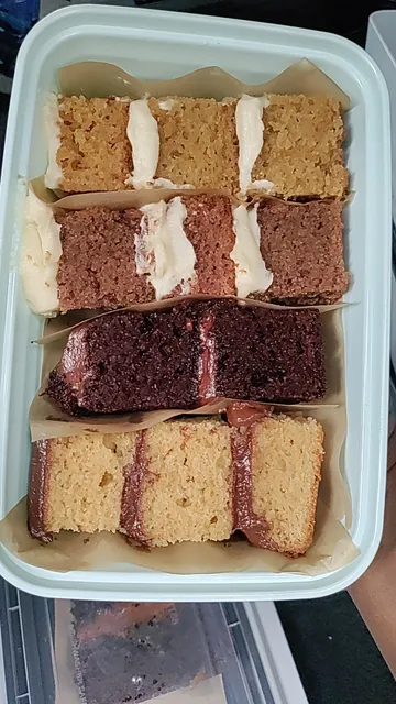 Southern Sliced Cakes